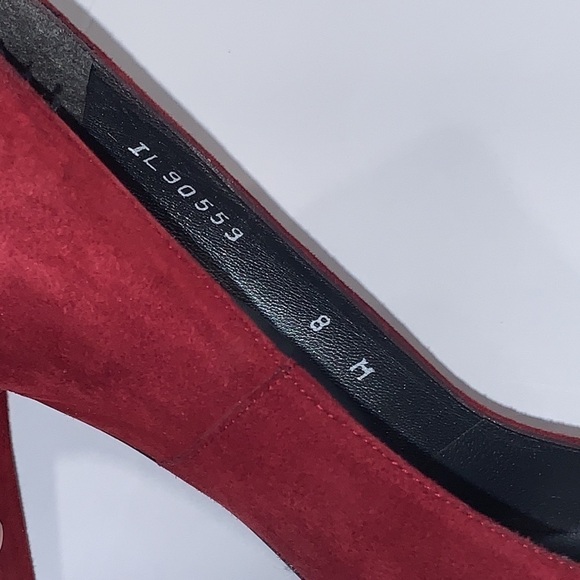 Stuart Weitzman Burgundy Red Suede Platform heels size 8M - Picture 6 of 16